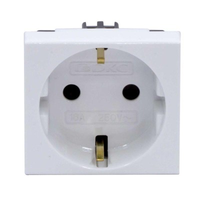 Розетка 1-м 2мод. Viva 16А IP20 2P+E с заземл. защ. шторки бел. DKC 45005 Розетка 1-м 2мод. Viva 16А IP20 2P+E с заземл. защ. шторки бел. DKC 45005