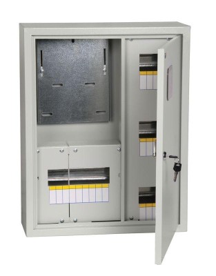 Корпус металлический ЩУРн-3/18 (560х440х165мм) IP31 TITAN IEK MKM32-N-18-31-ZO Корпус металлический ЩУРн-3/18 (560х440х165мм) IP31 TITAN IEK MKM32-N-18-31-ZO