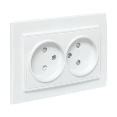 Розетка 2-м СП Минск 10А IP20 без заземл. защ. шторки бел. Basic EKF ERR10-102-100