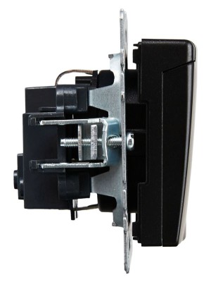 Розетка BRITE РСбш10-3-БрЧ 16А IP20 с заземл. защ. шторки с крышкой механизм черн. IEK BR-R16-16-K02 Розетка BRITE РСбш10-3-БрЧ 16А IP20 с заземл. защ. шторки с крышкой механизм черн. IEK BR-R16-16-K02